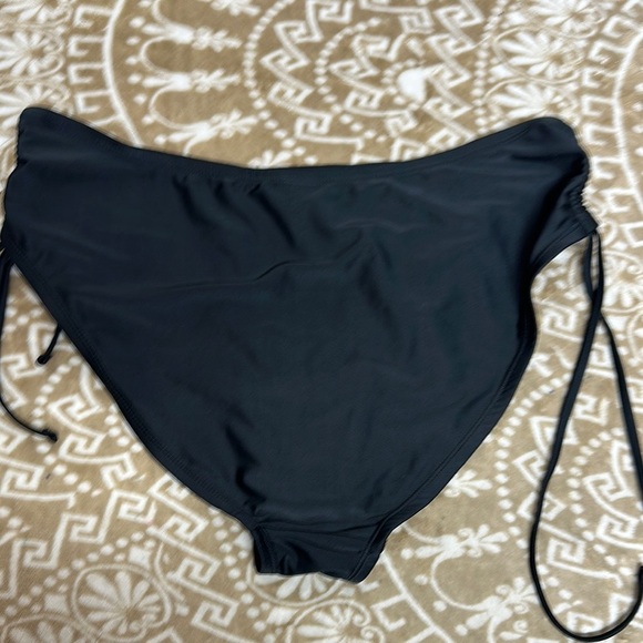 Time and Tru Black Bikini with Adjustable Side Ties - Picture 4 of 8